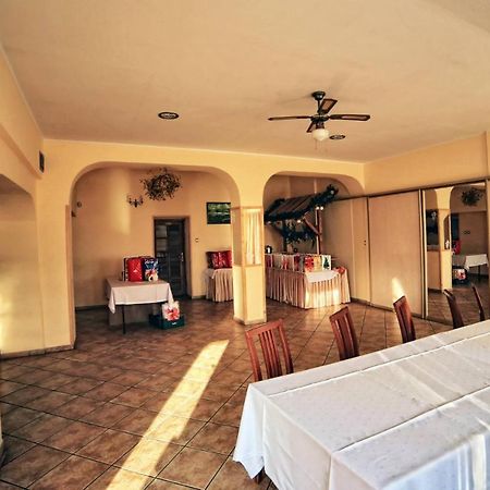 Folwark Tumiany Pokoje & Restauracja Εξωτερικό φωτογραφία