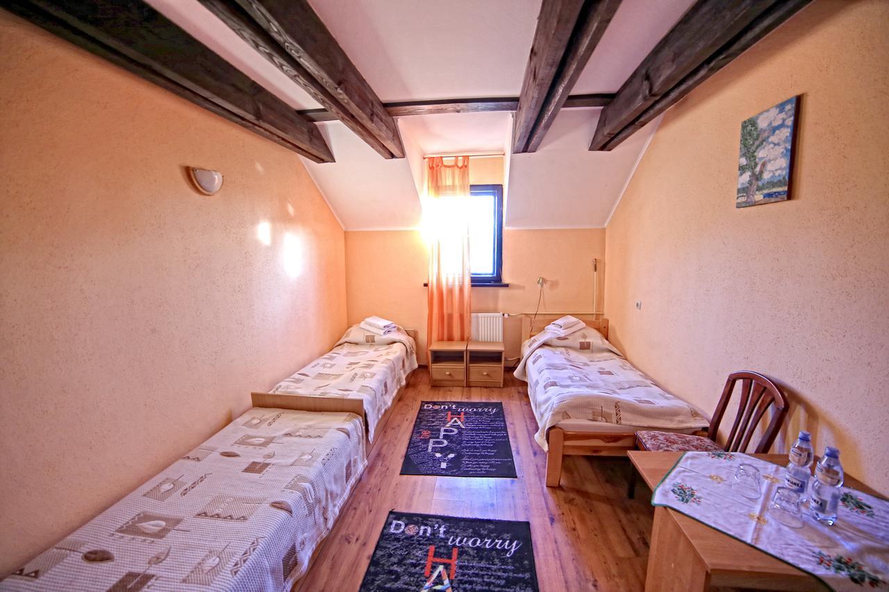 Folwark Tumiany Pokoje & Restauracja Δωμάτιο φωτογραφία